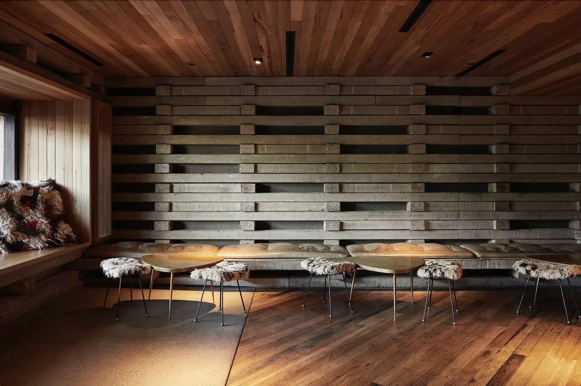 Mosaic Lounge, Ovolo Nishi image 2