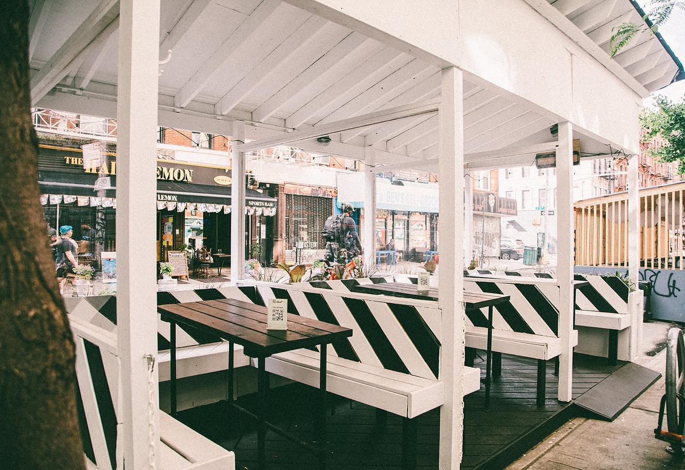 The East Village outdoor bar for sports lovers: Eastpoint 1