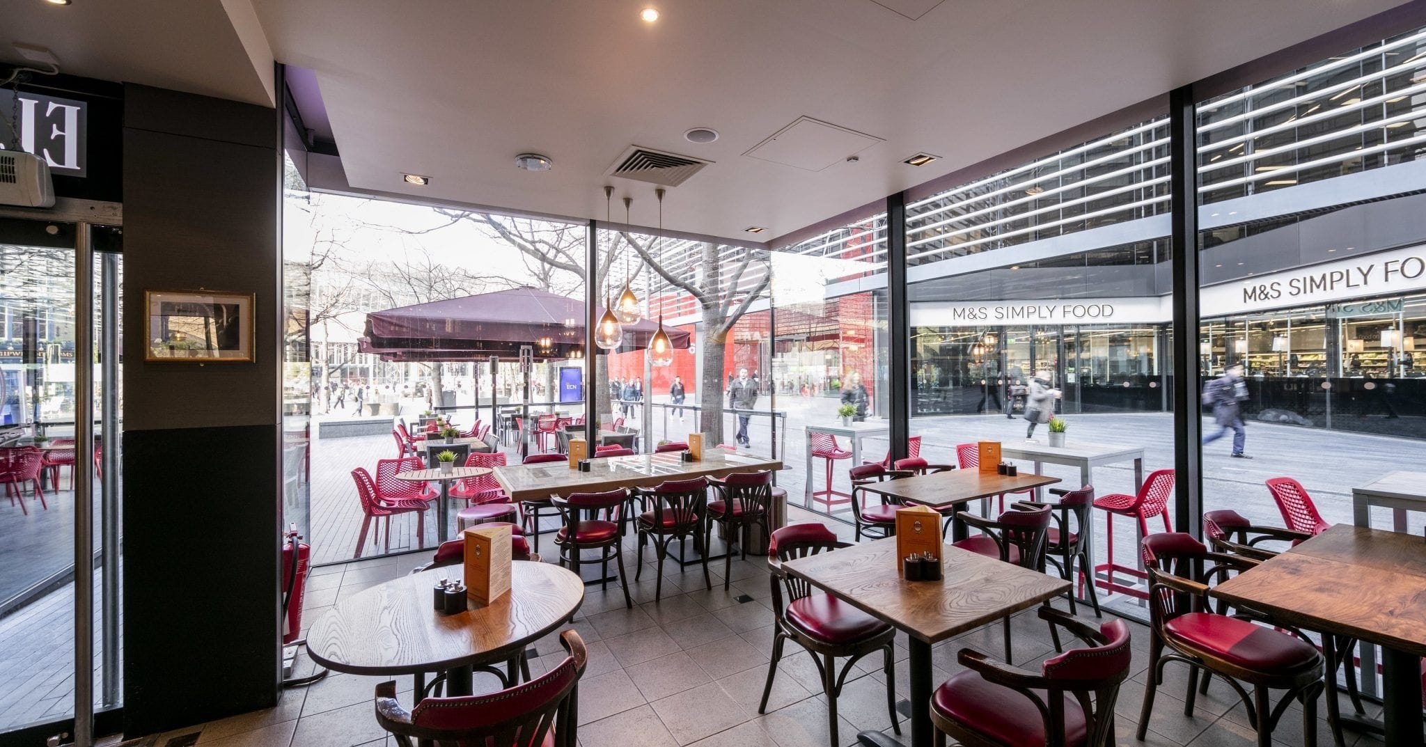 interior of el vino london bridge wine bar london