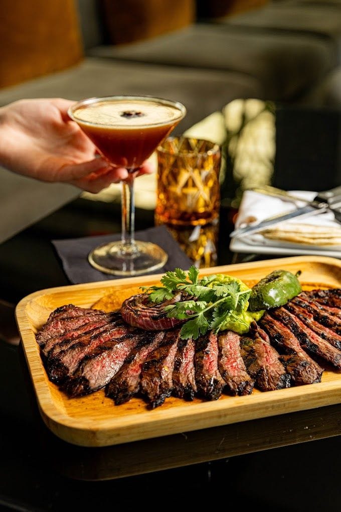 Gossip Girl-esque luxury on this Manhattan rooftop: Empire Rooftop image 2