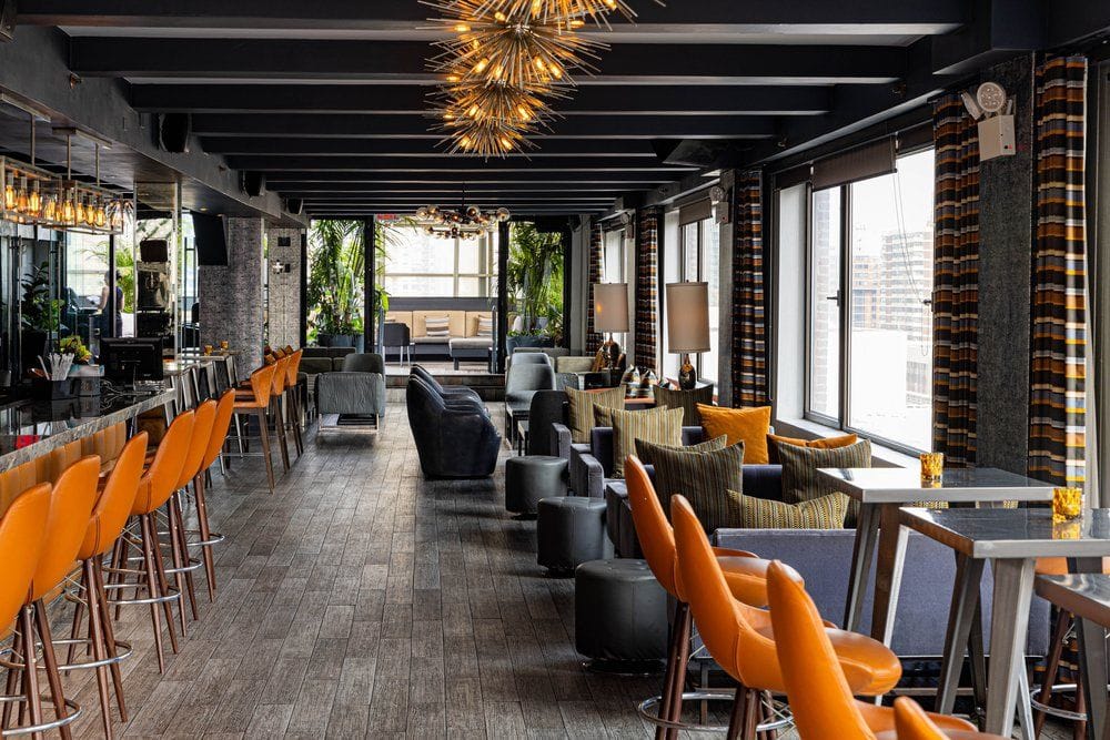 Gossip Girl-esque luxury on this Manhattan rooftop: Empire Rooftop1