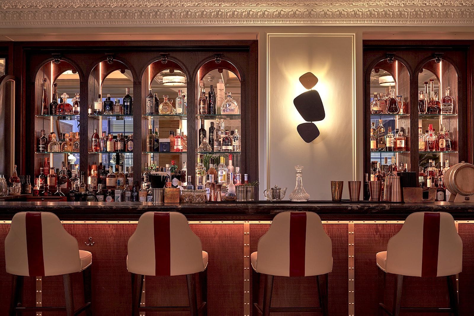 interior of esq south kensington cocktail bar
