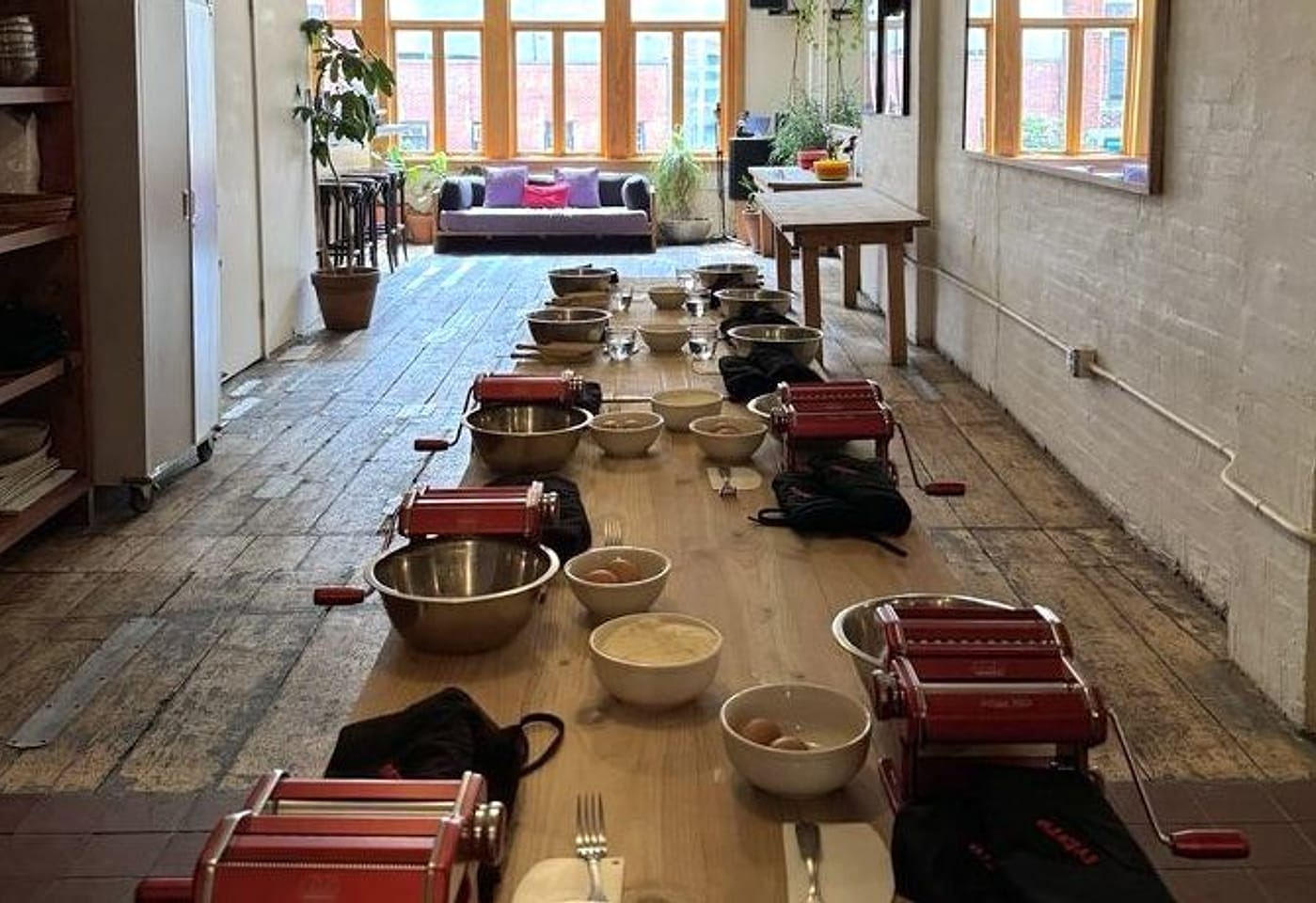 Prepare pasta with your peers at this unique corporate venue: Evento image 2