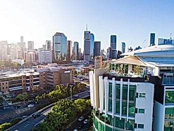 Eagles Nest Drone Shot | Brisbane City Skyline