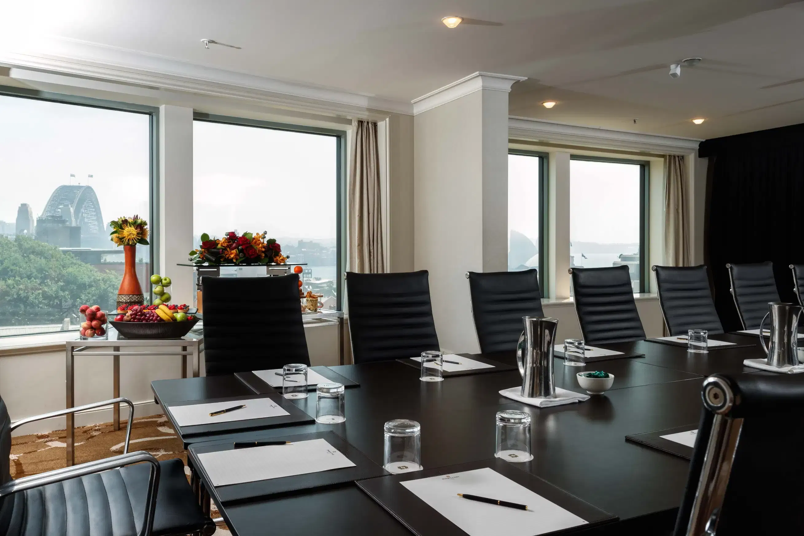  Harbour 409, Shangri-La Sydney image 2