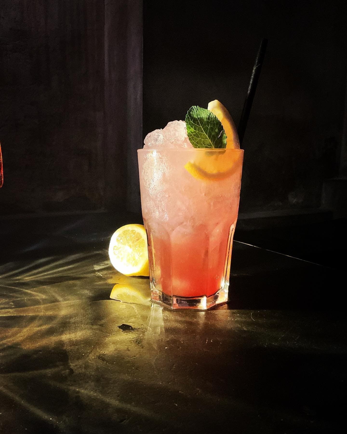 cocktail at freud bar seven dials bar london