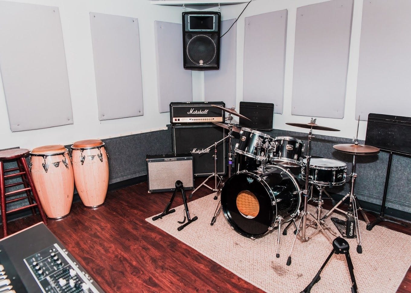 A lively Manhattan recording studio supporting emerging musicians: Funkadelic Studios1