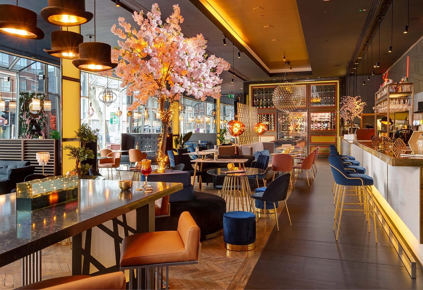 interior of ga kingsx bar and restaurant in kings cross london