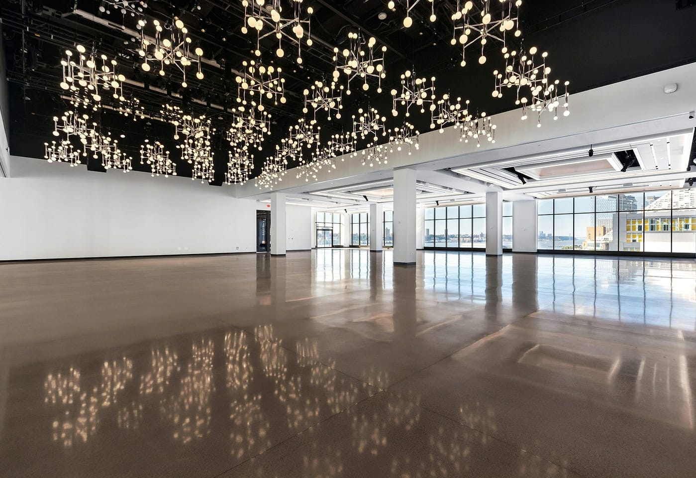 For conventions with a modern flair: The Glasshouse1