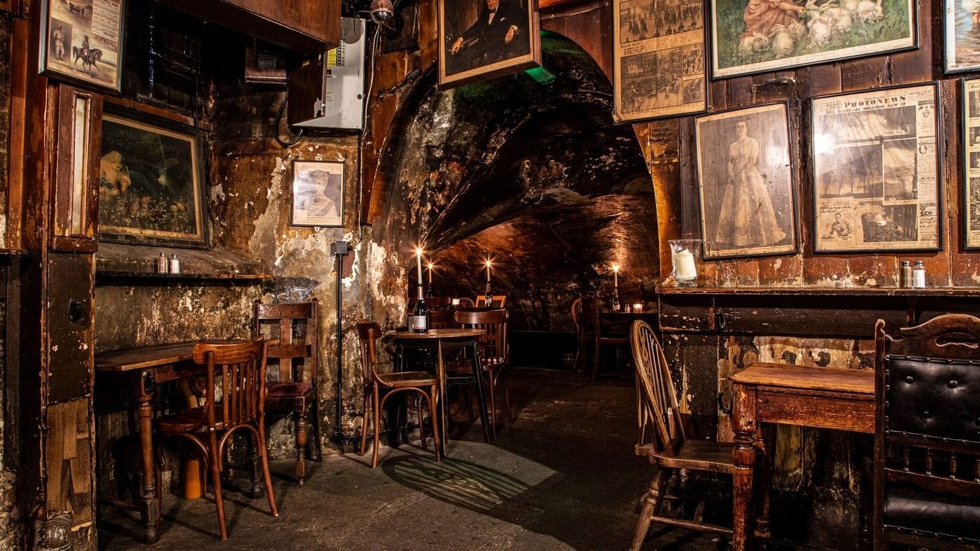 gordons wine bar embankment london