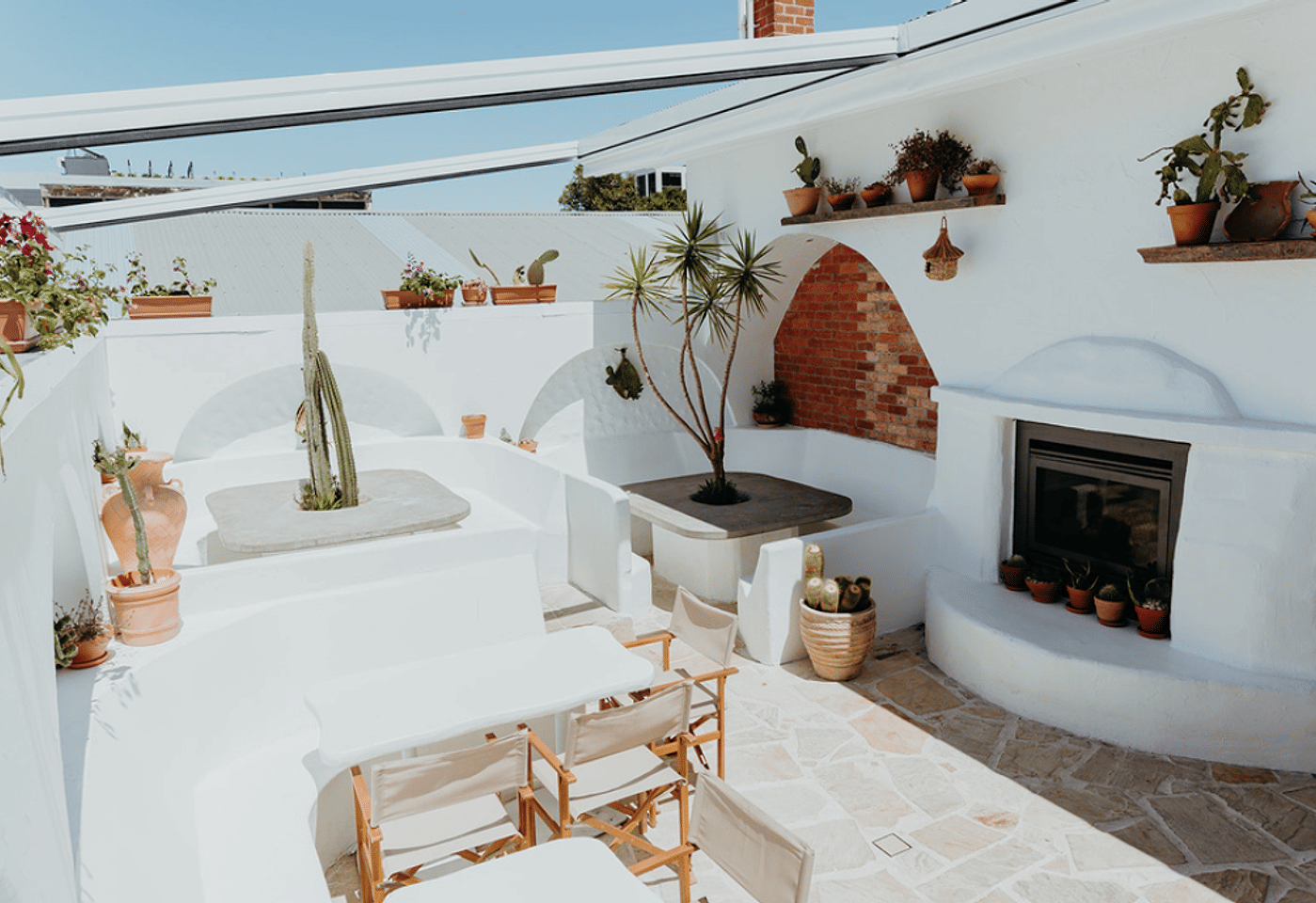 Golden Fleece Hotel | Santorini & Caves of Mykonos | Venue Hire Melbourne | 3