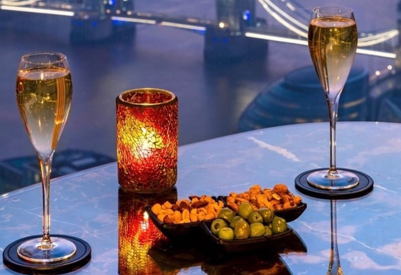 The highest hotel bar in Western Europe: Gong image 3