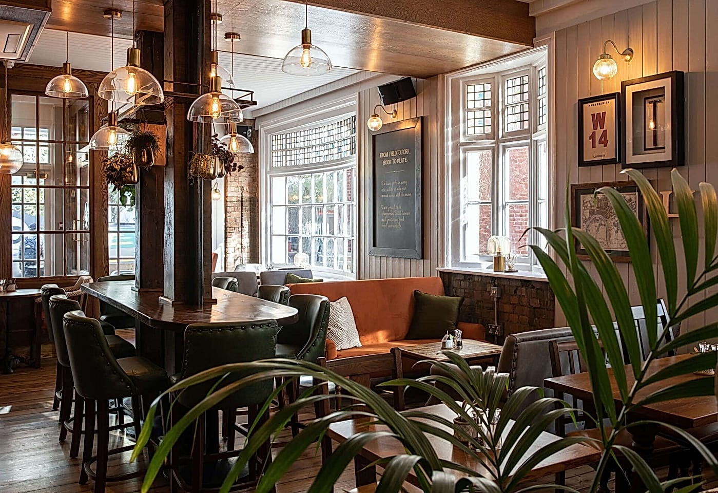 interior of the hammersmith ram hammersmith london bar