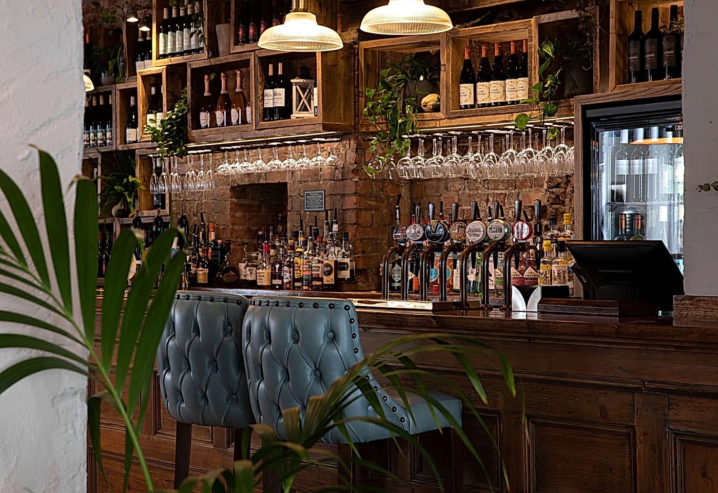 interior of the hammersmith ram hammersmith london bar