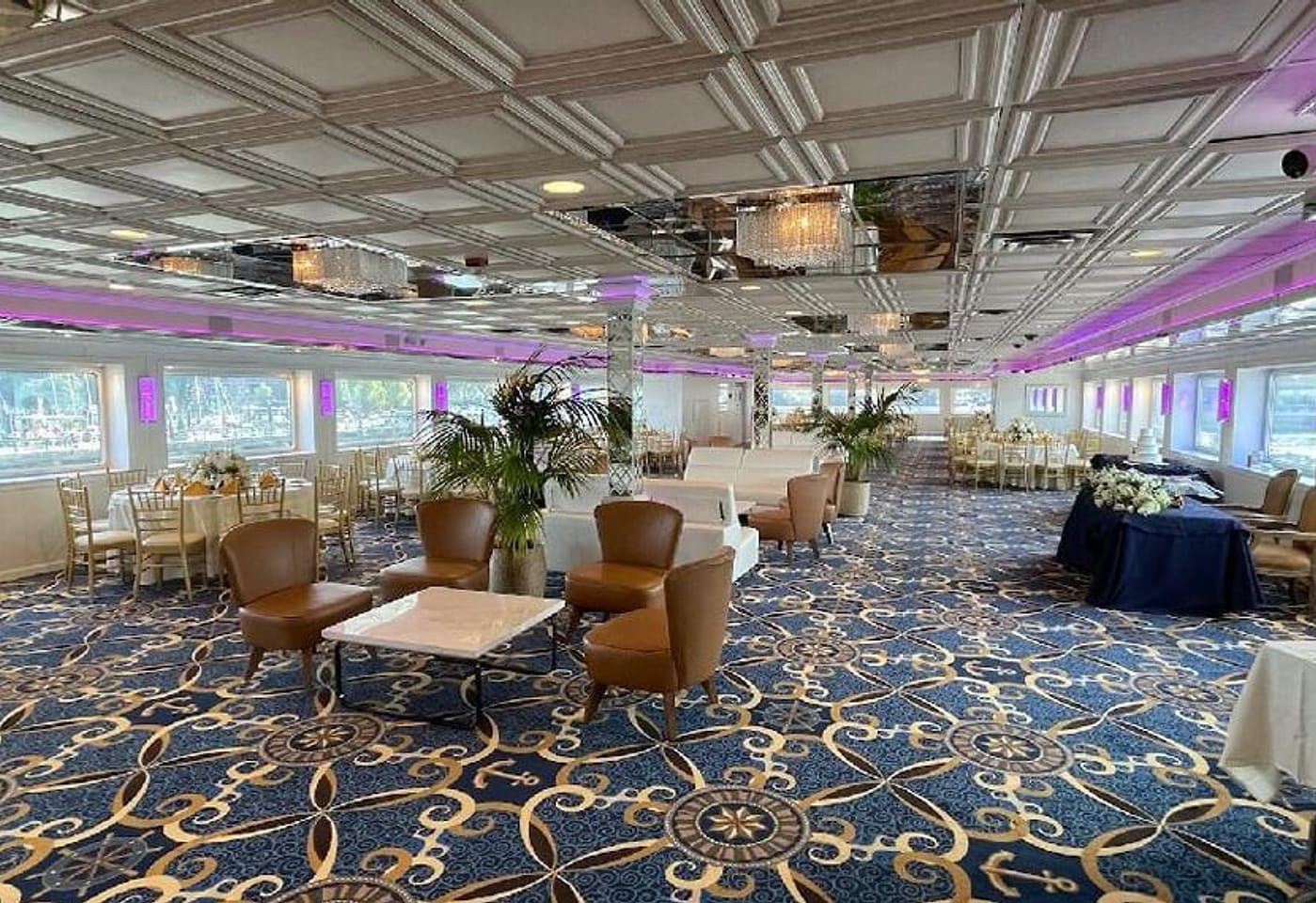 Be a VIP for a night: Horizon's Edge Yacht1