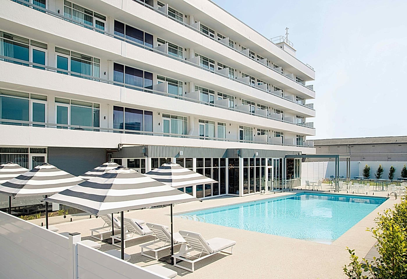 Hotel Alba Adelaide | Poolside East | Venue Hire Adelaide | 2