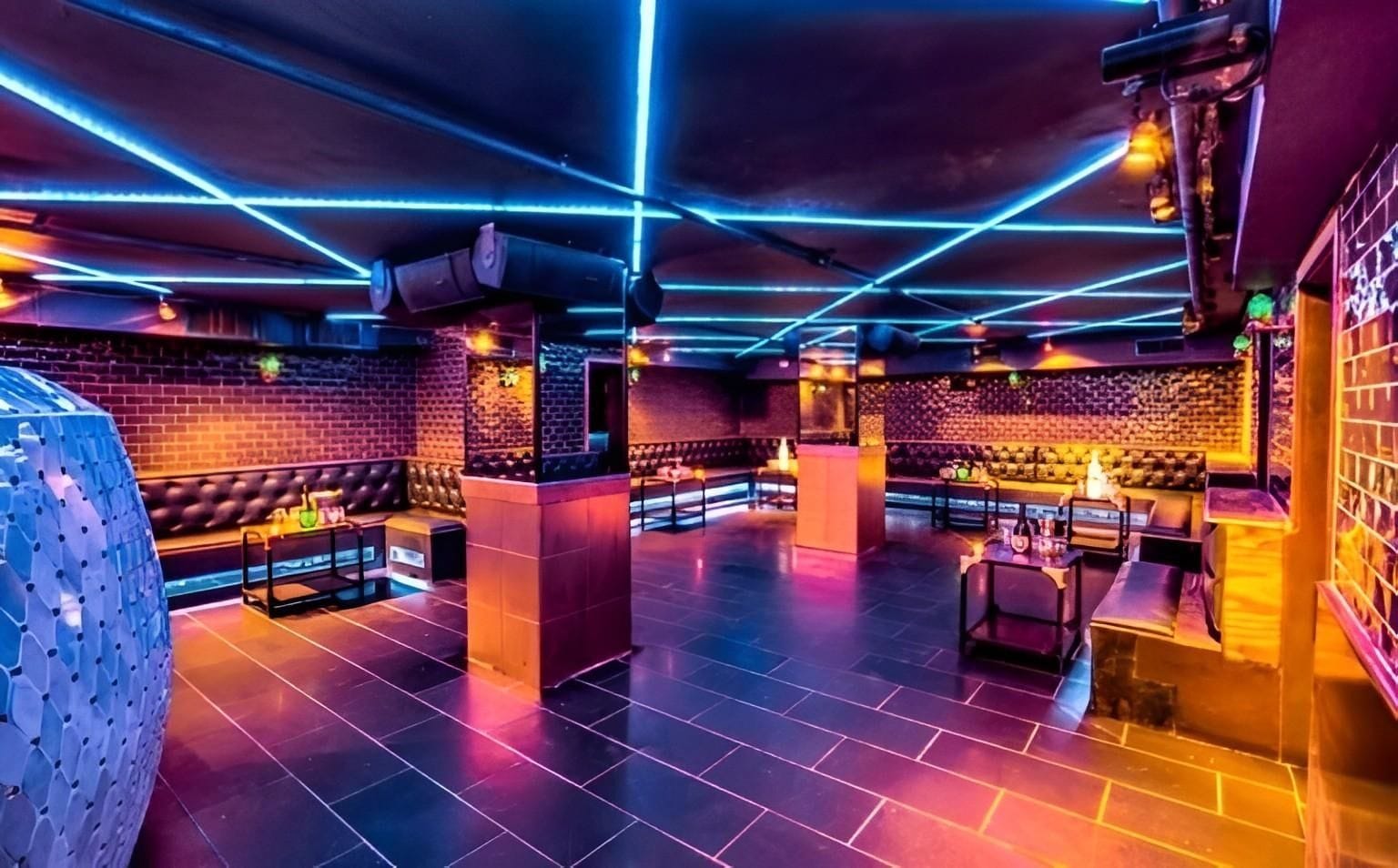 A three-floor Lower East Side venue for lively corporate events: Hotel Chantelle image 3