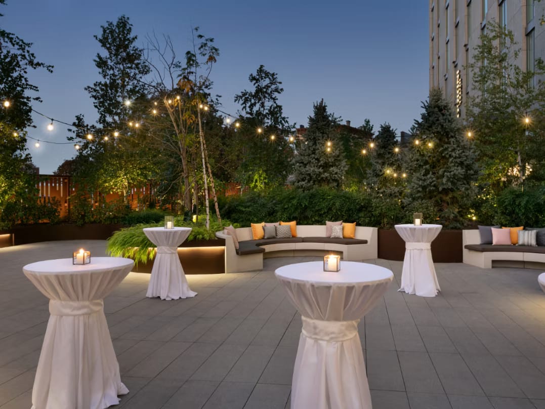 Hotel Indigo Williamsburg Brooklyn New York Meeting Room Book