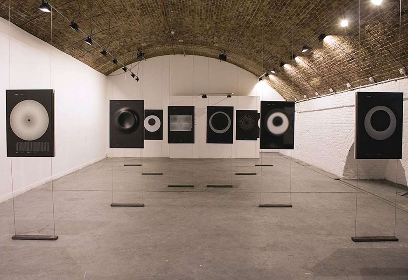 hoxton arches exhibition london
