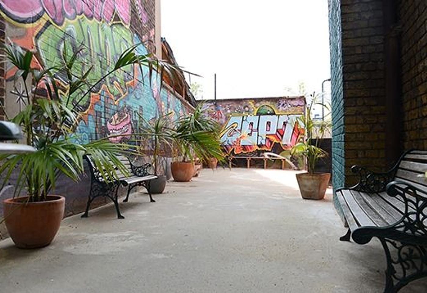 hoxton arches exhibition london