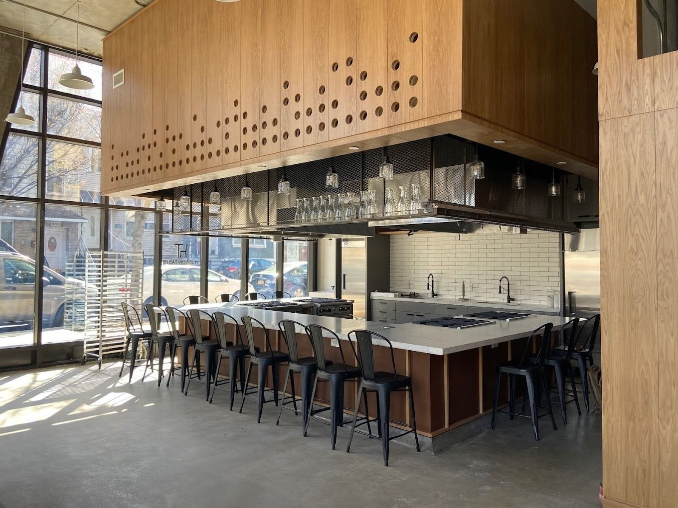 hudson table brooklyn team building activites NYC