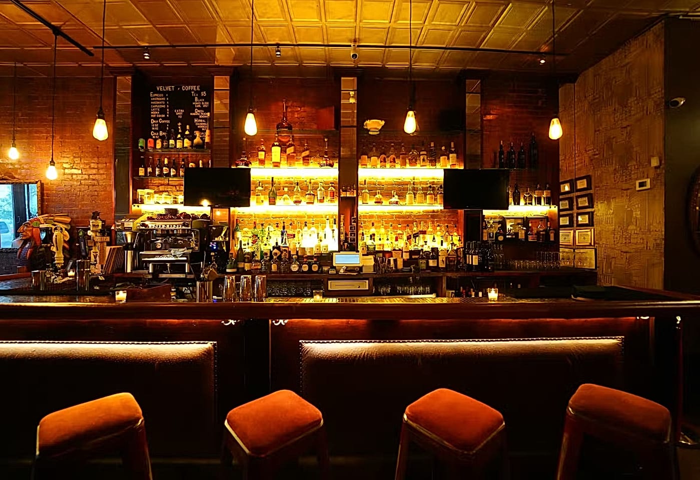 A luxurious spot for a memorable small celebration: Velvet Brooklyn image 2