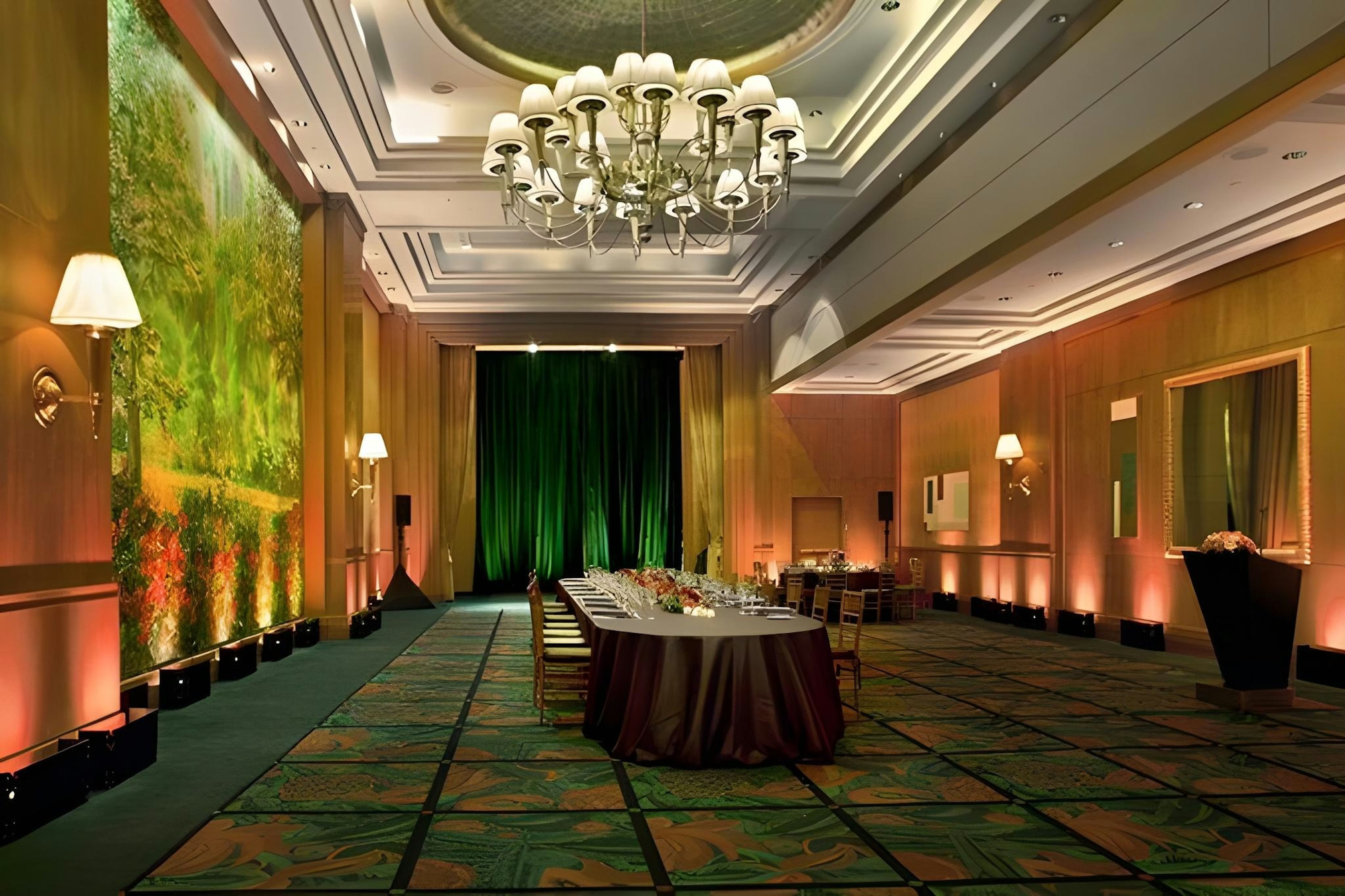 Feel French elegance in the heart of New York: Sofitel Paris Ballroom image 2