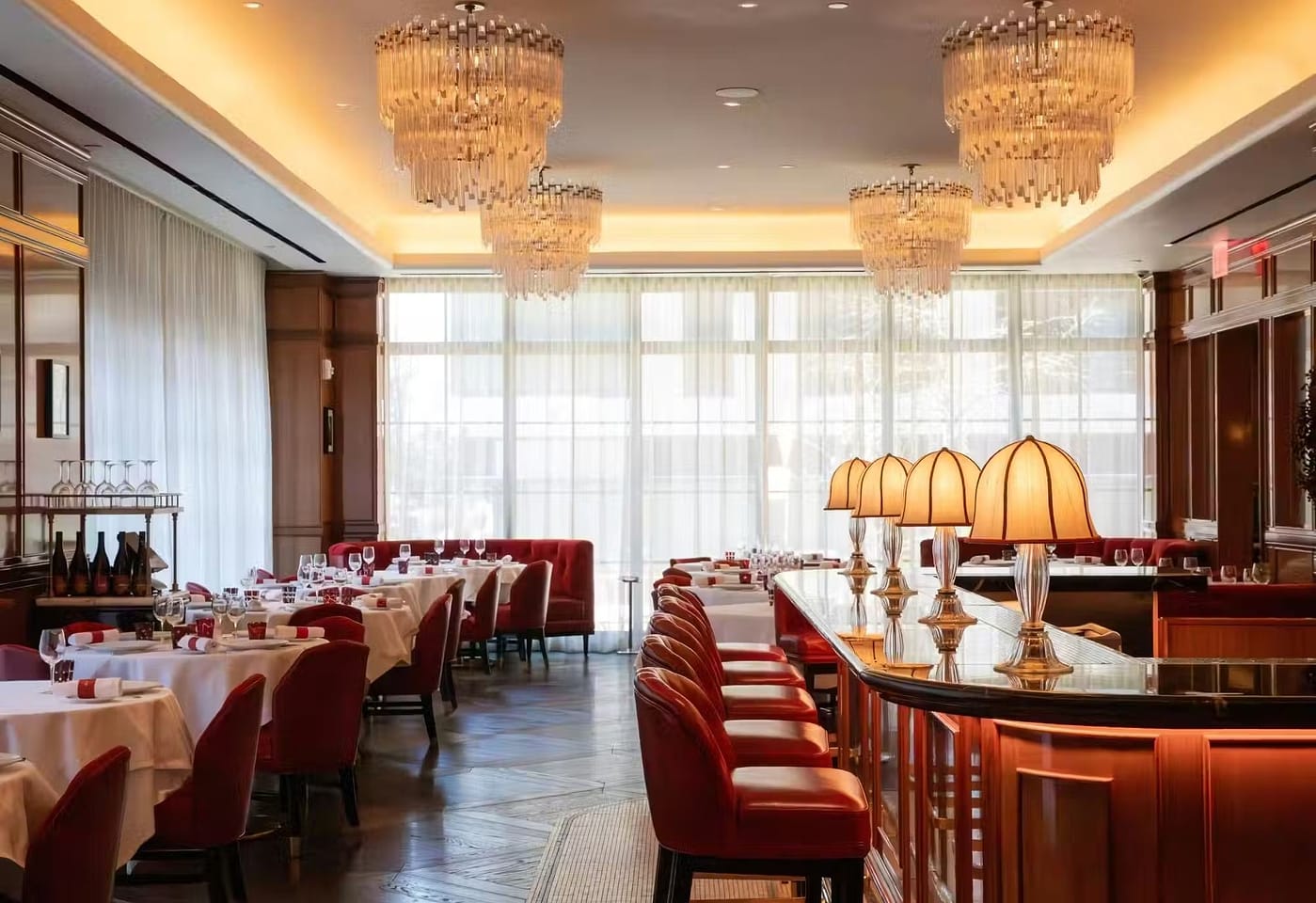 Escape to Paris in the busy Tribeca area: Le Vaux Rooftop image 3