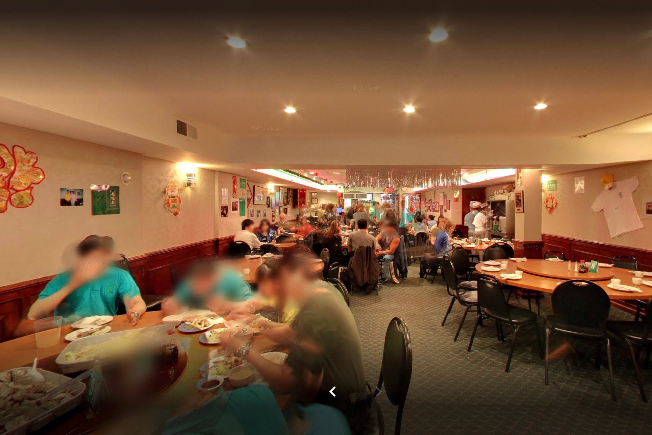 An iconic soup dumpling restaurant for birthdays in Chinatown: Joe's Shanghai image 3