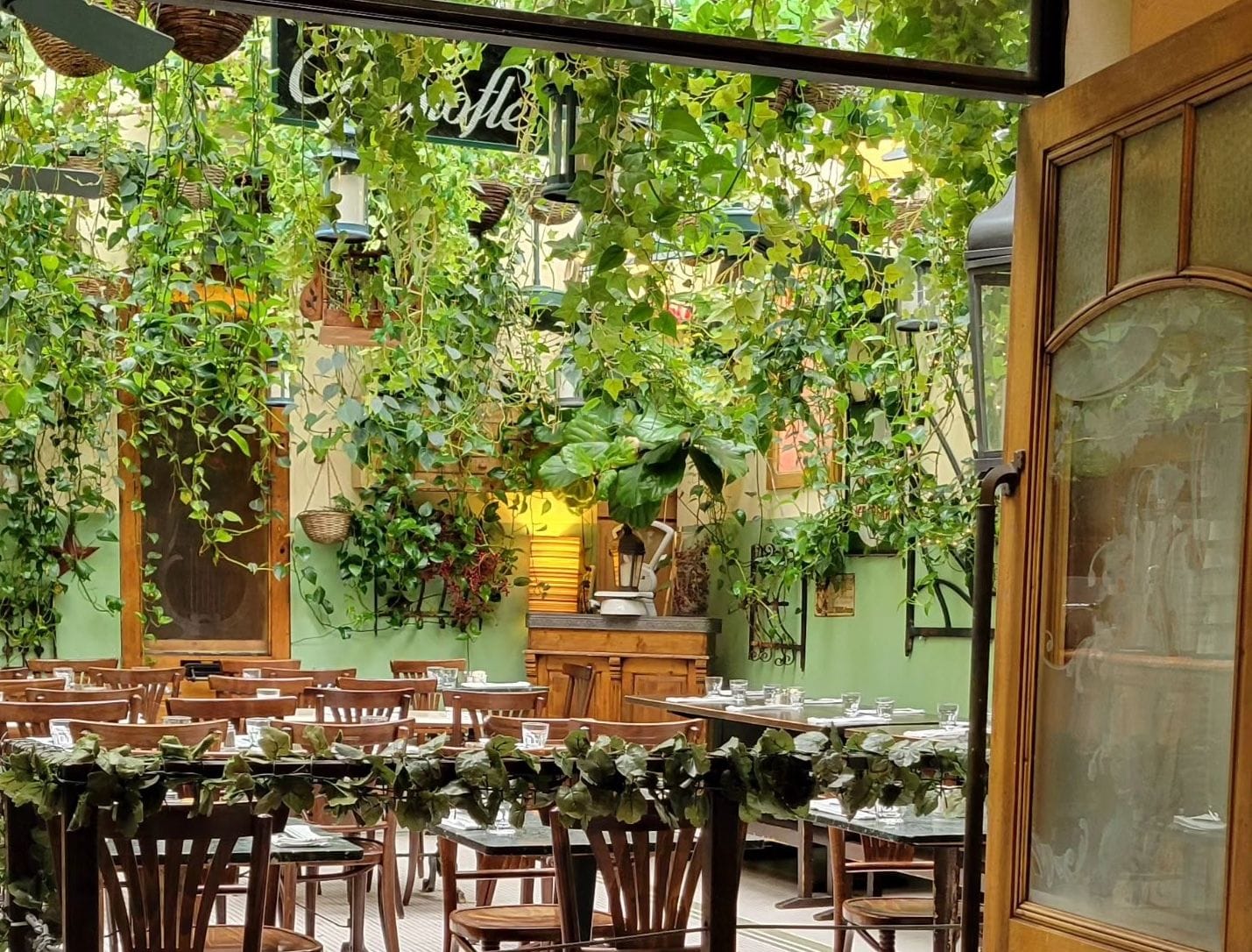 Hire Restaurant Buyouts venues