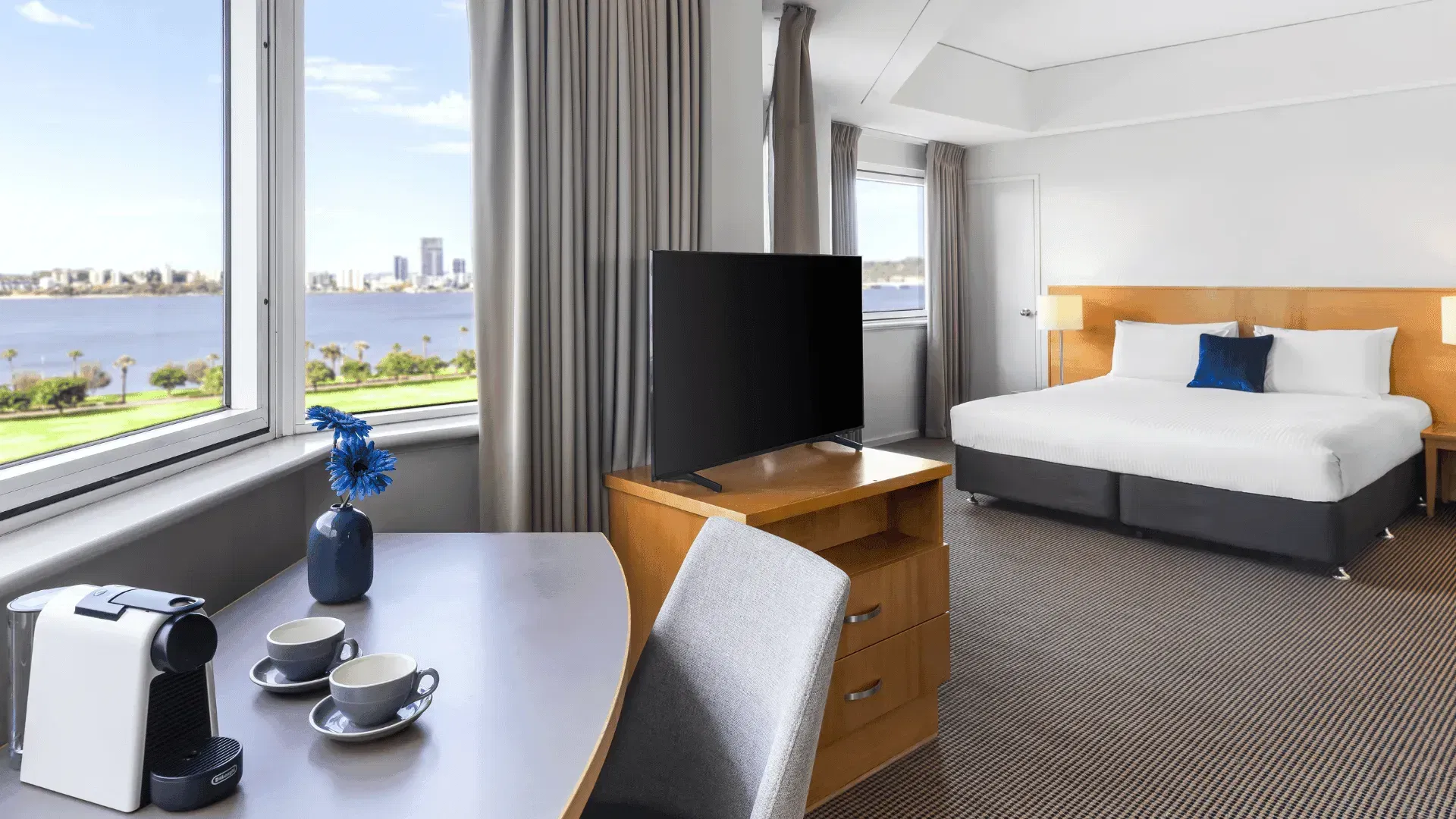 Langley Room, Novotel Perth Langley image 3