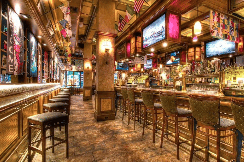 A guide to NYC’s top sports bars, for those brave enough to depart the couch 