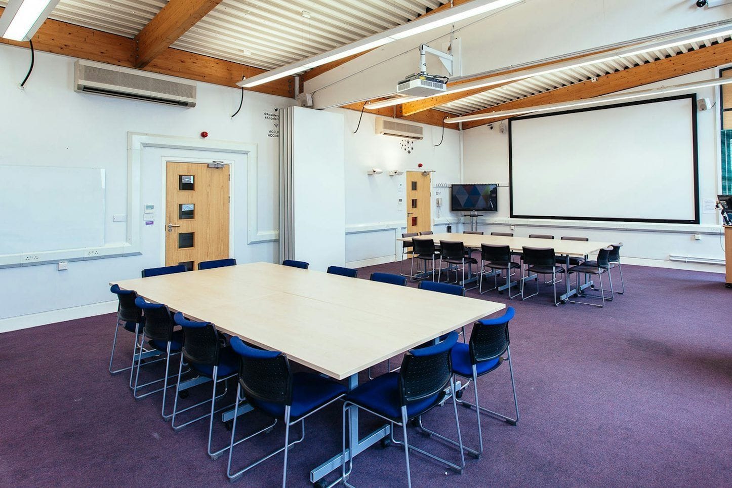 kingsland meeting room in accelerator london in hackney london
