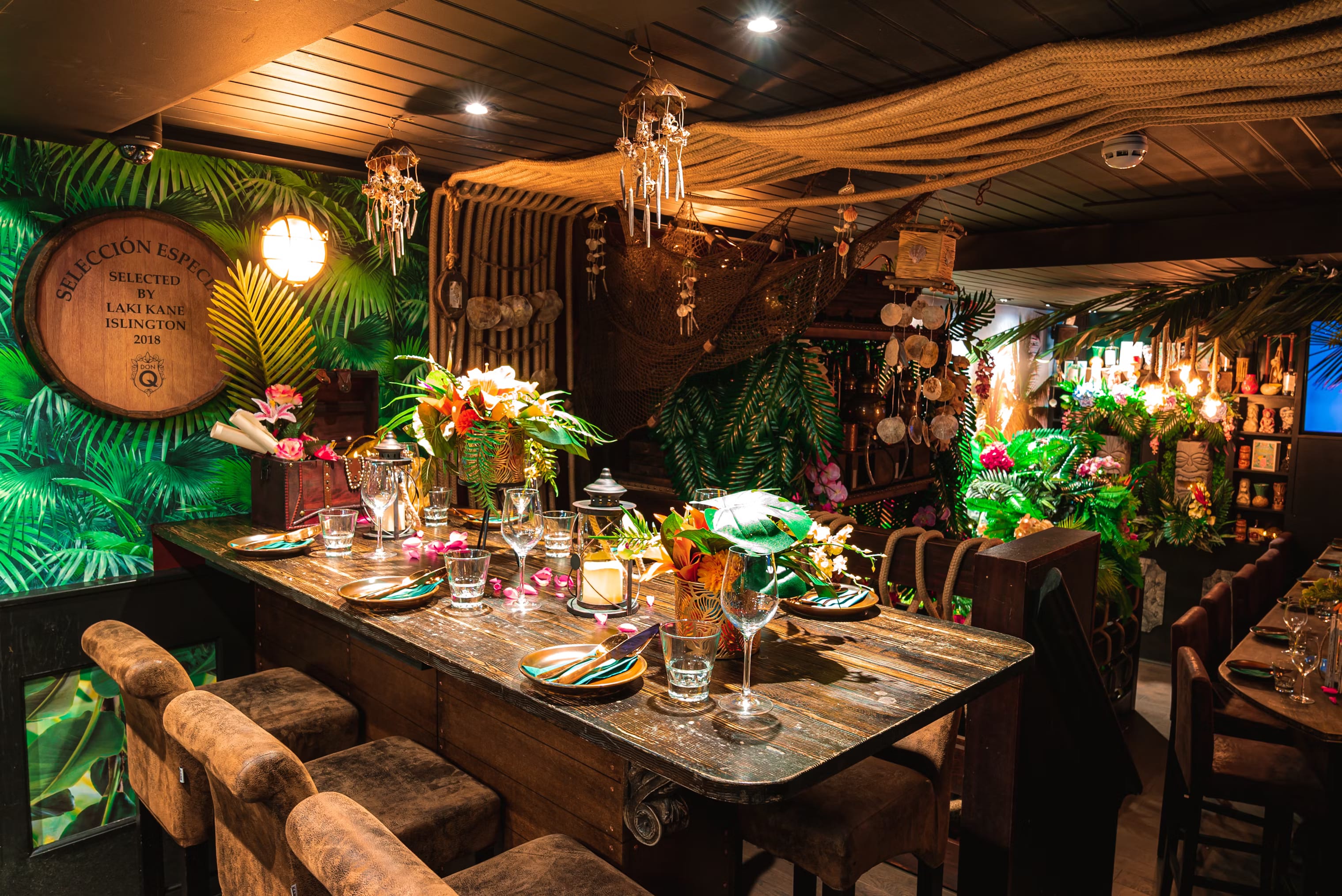 laki kane tiki bar cocktail bar angel london