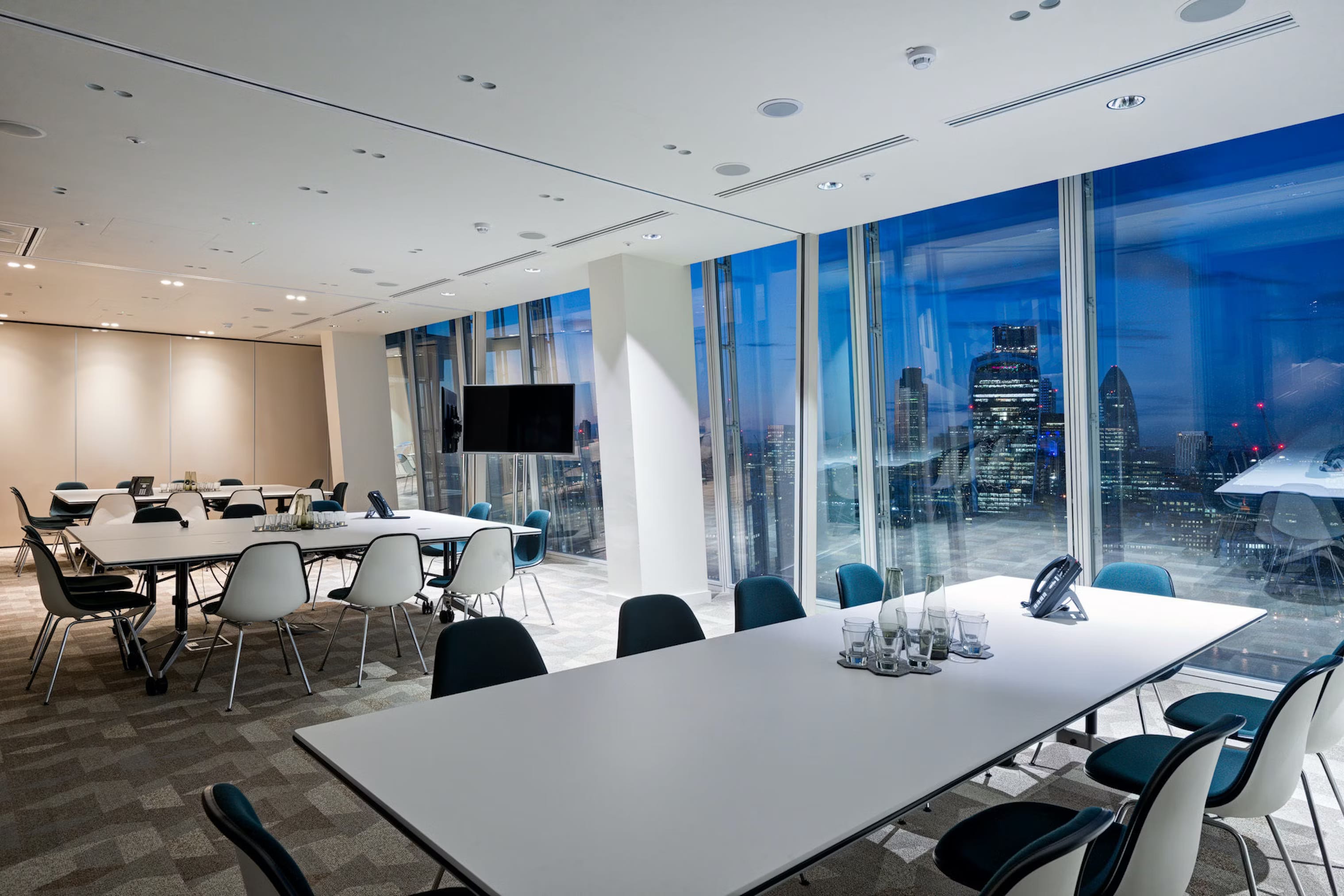 large meeting room at tog event spaces in the shard london bridge