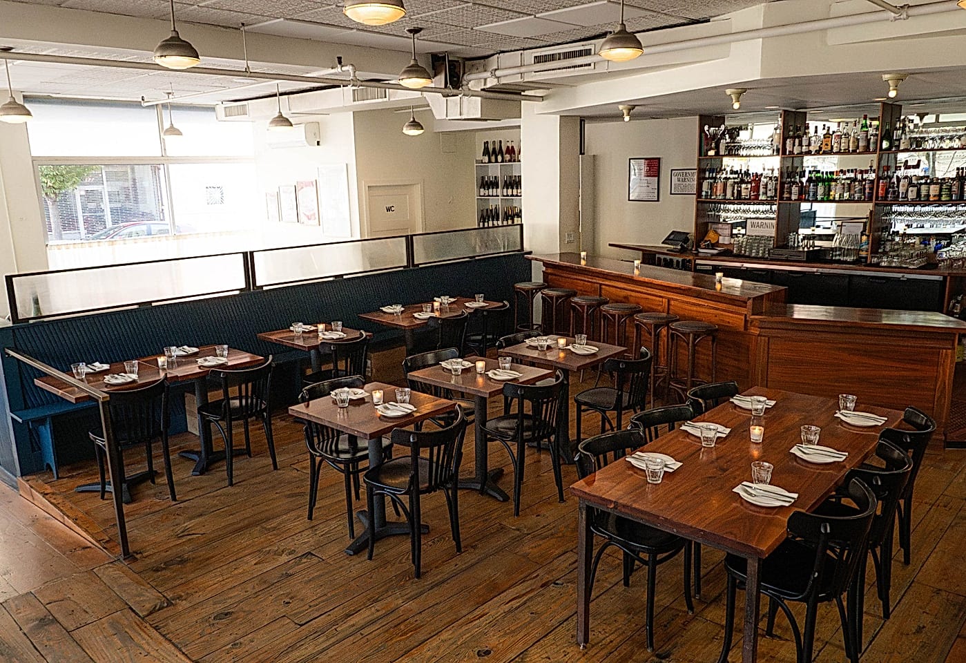 A cozy Italian restaurant for private dining in Williamsburg: Leo image 3