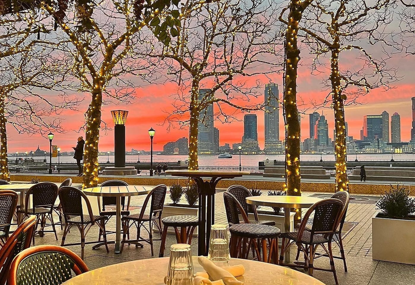 A glamorized Lower Manhattan food court perfect for summer fun: Liberty Bistro 1