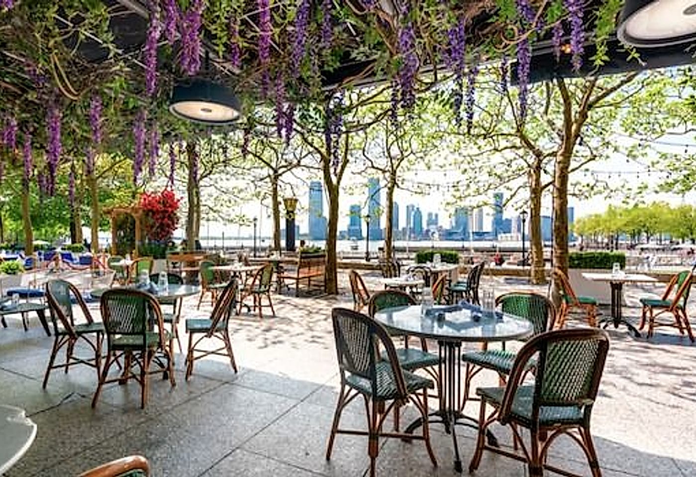 A glamorized Lower Manhattan food court perfect for summer fun: Liberty Bistro image 3