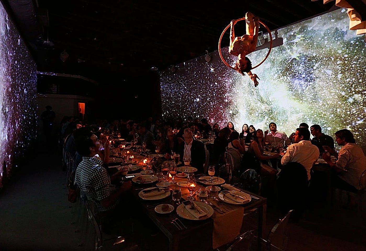 Immersive digital canvas for branding: Lightbox image 2