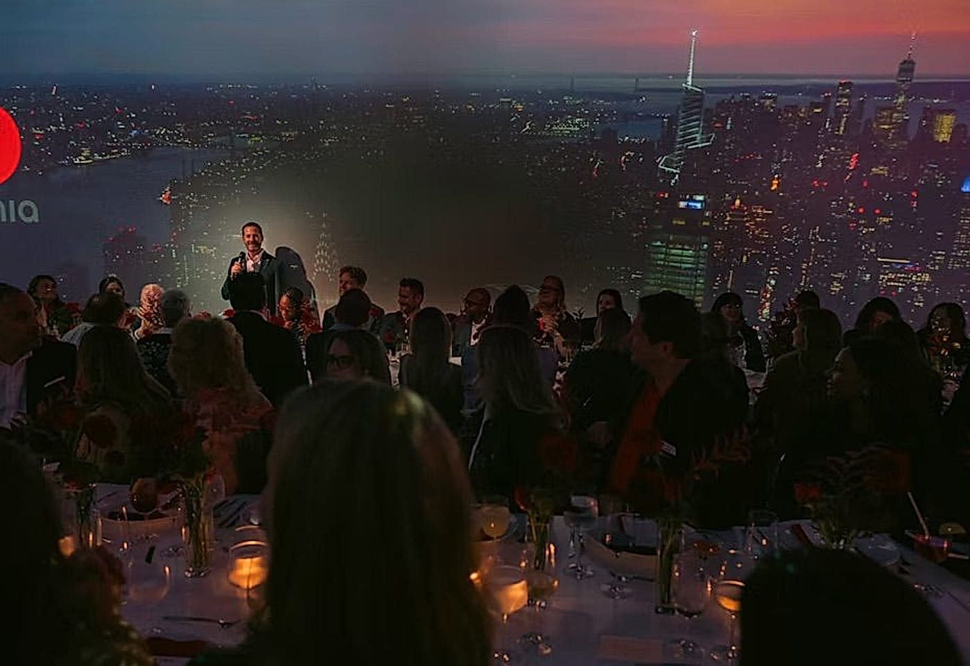 Immersive digital canvas for branding: Lightbox image 3