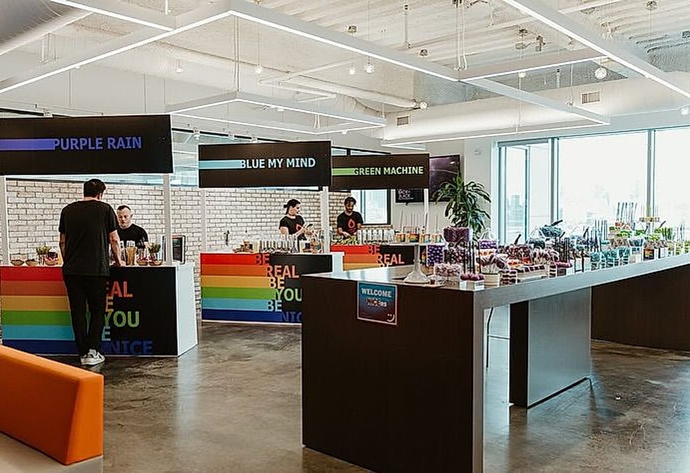 Shake, stir, and pour your way through team building: Liquid Lab image 3