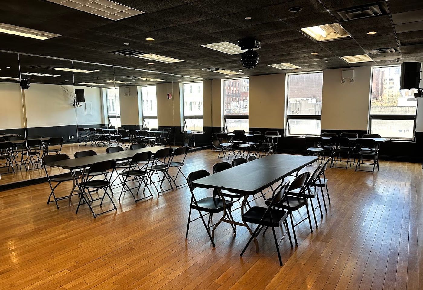 A large, multi-purpose affordable meeting room in Midtown, NYC: Little Dreams Event Space image 2