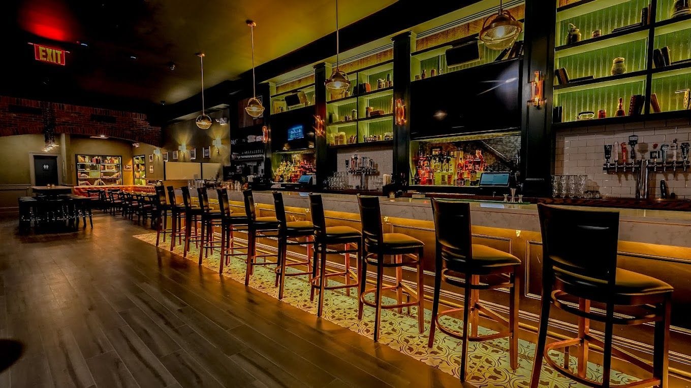 The bar at London & Martin Co., one of the best bars in Manhattan, NYC.