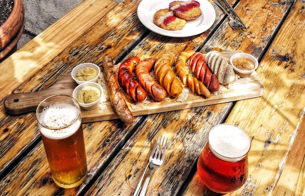 loreley beer garden lower manhattan nyc