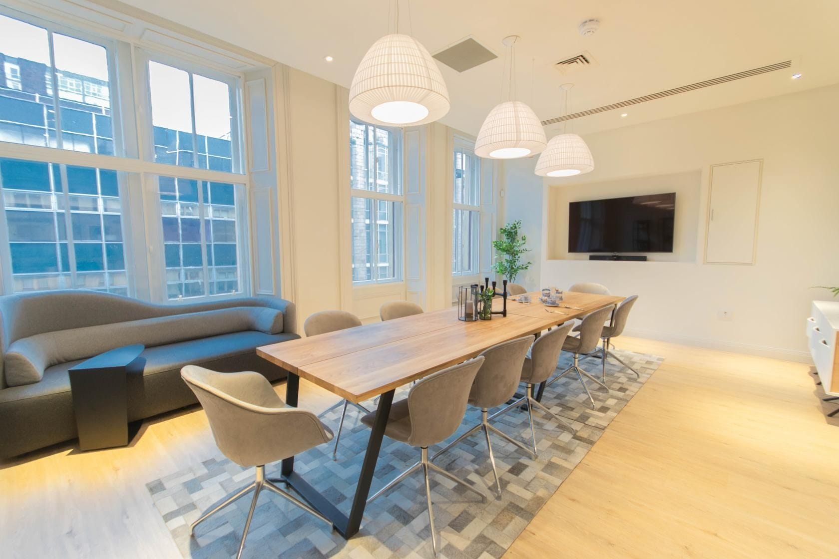 mackintosh at the willow glasgow meeting room