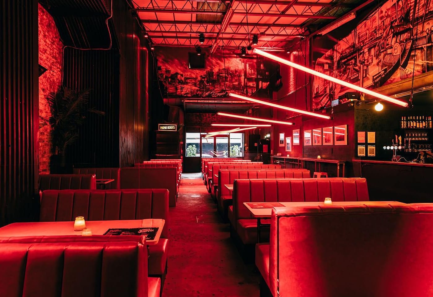 Dance the night away at this Christmas party venue – Mama Roux’s, Birmingham image 3