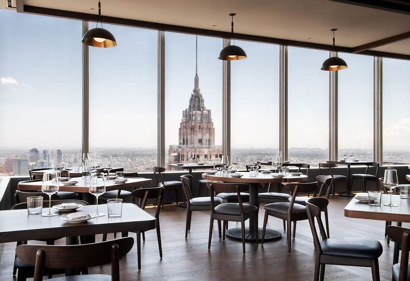 Indulge in the corporate social life at this unique NYC venue: Manhatta1