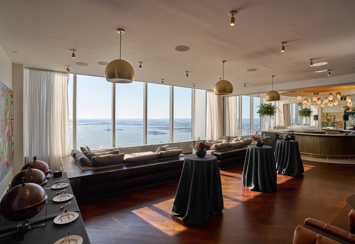Indulge in the corporate social life at this unique NYC venue: Manhatta image 2