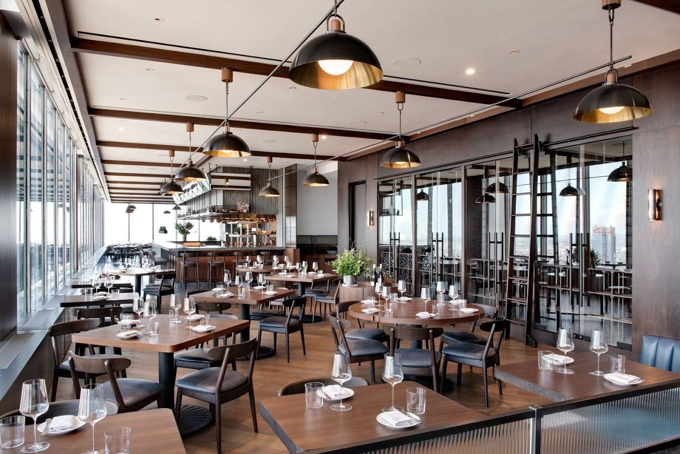Indulge in  the corporate social life at this unique NYC venue: Manhatta image 3
