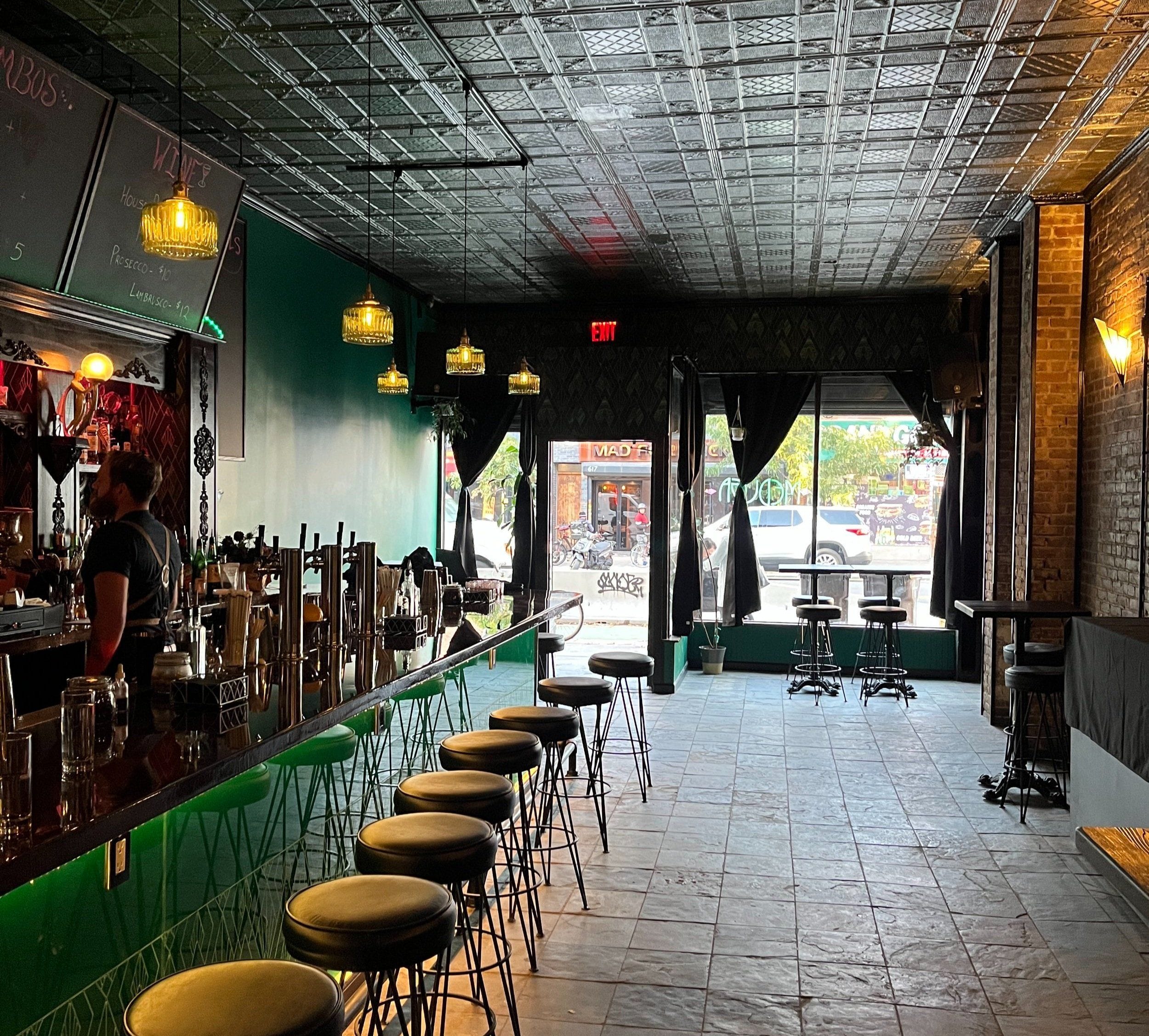medusa cocktail bar williamsburg new york city brooklyn nyc